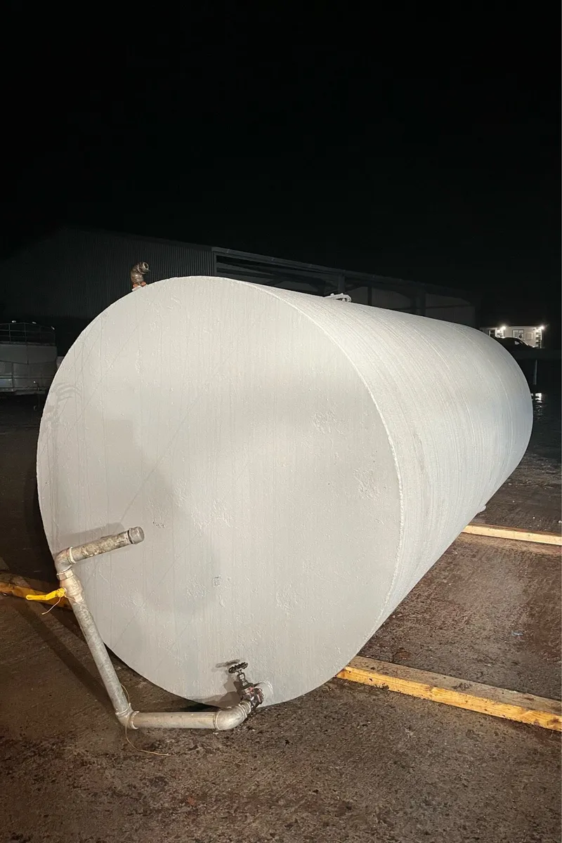 3000 gallon tank - Image 3