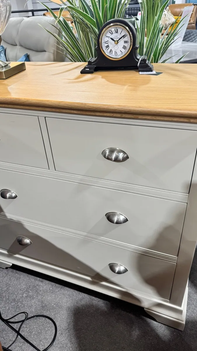 Solid Oak Chest of Drawer - Image 2