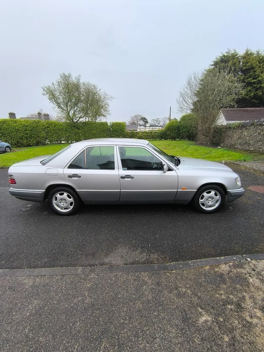 New 2 years NCT and taxed mercedes e 200 - Image 4