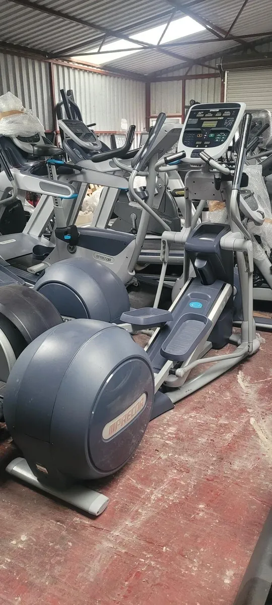 🎅🎁PRECOR EFX835 CROSSTRAINER🎁🎅 - Image 1