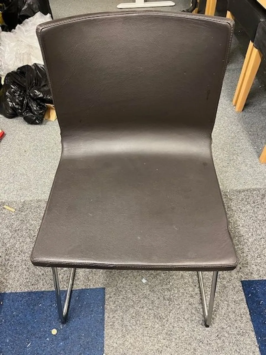 leather chairs brown - Image 1