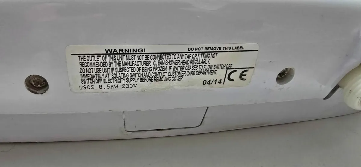 Triton T90Z Shower with new triton hose and head - Image 3