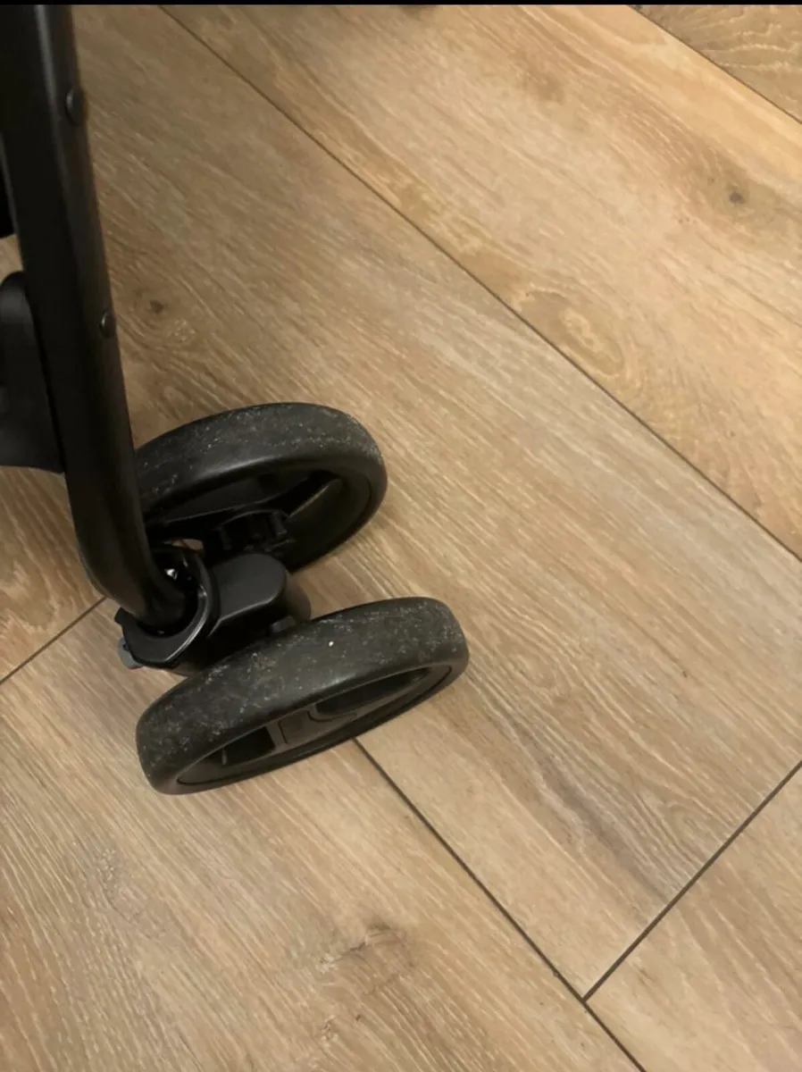 Joie Trakker Stroller - Image 2