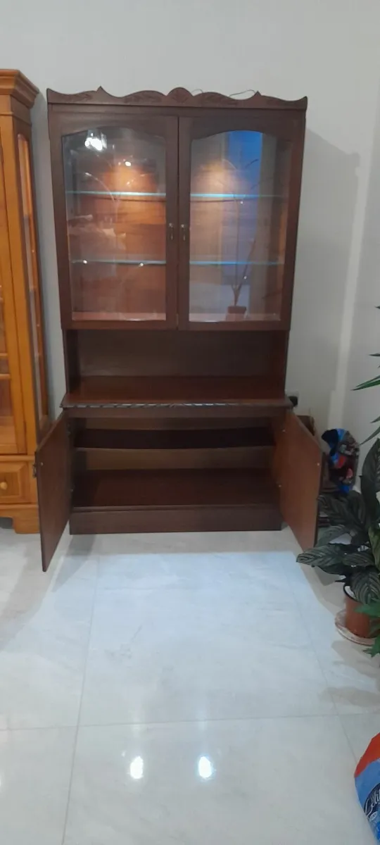 Display Cabinet - Image 1
