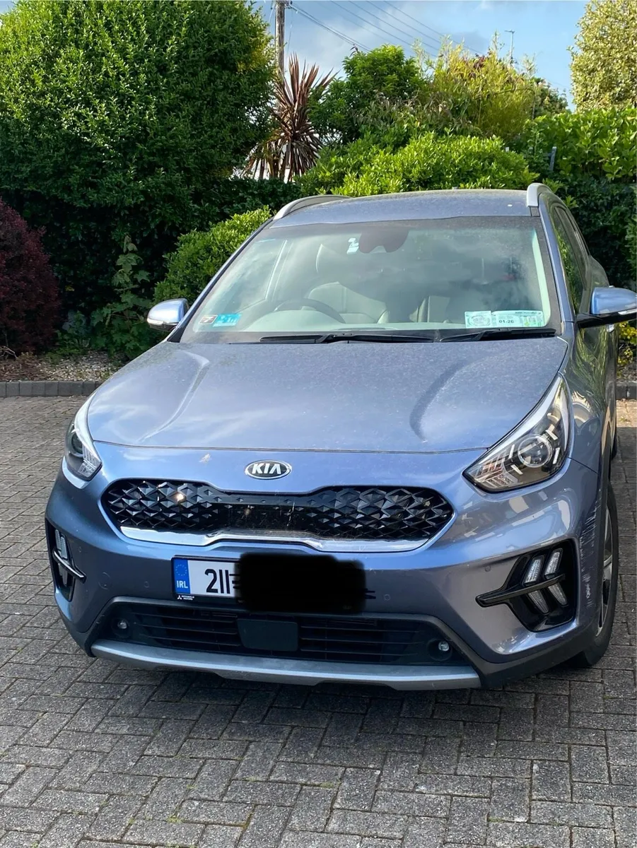 Kia niro plug in hybrid electric - Image 2