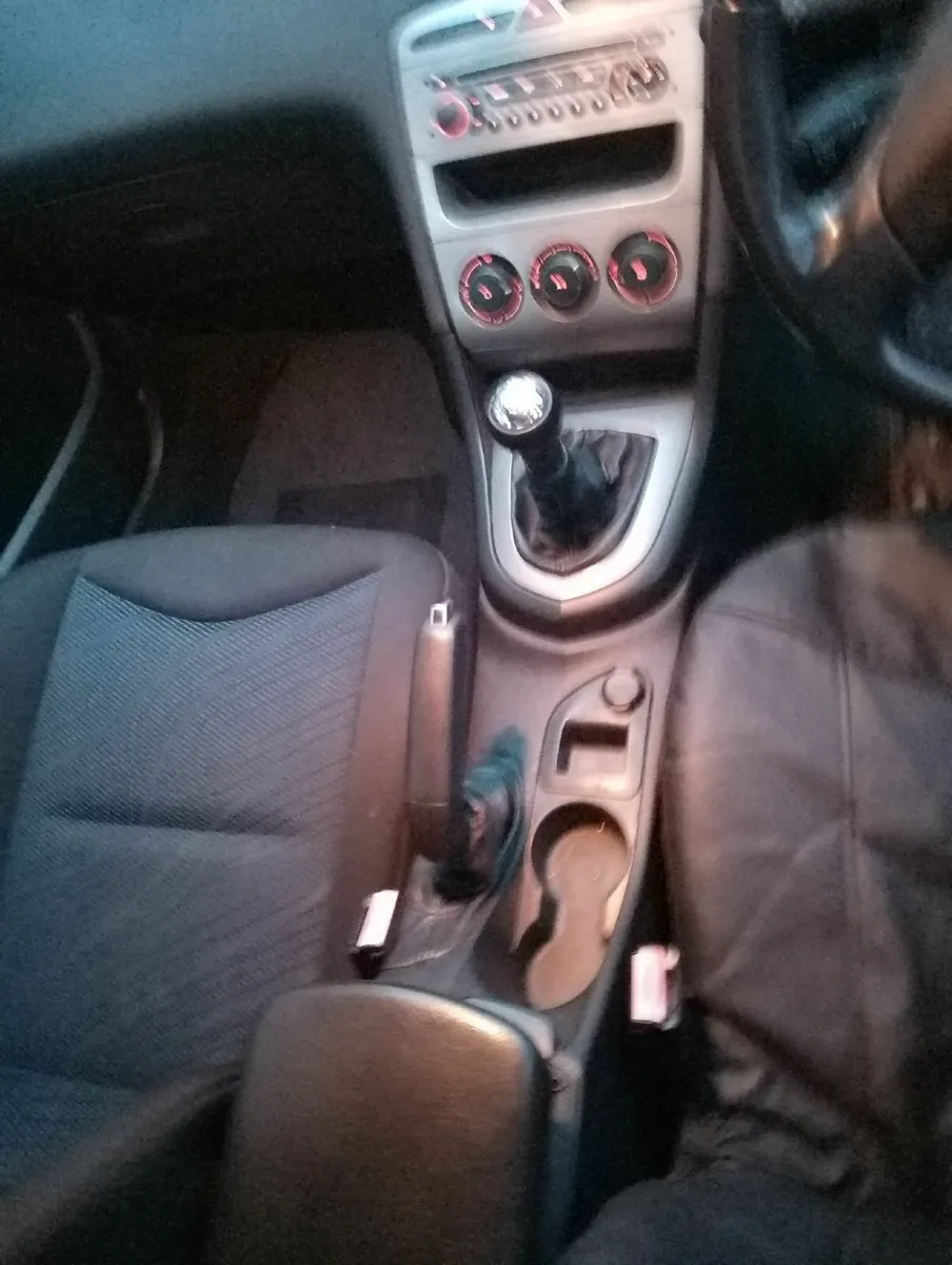 Peugeot 308 2011, Envy - Image 3