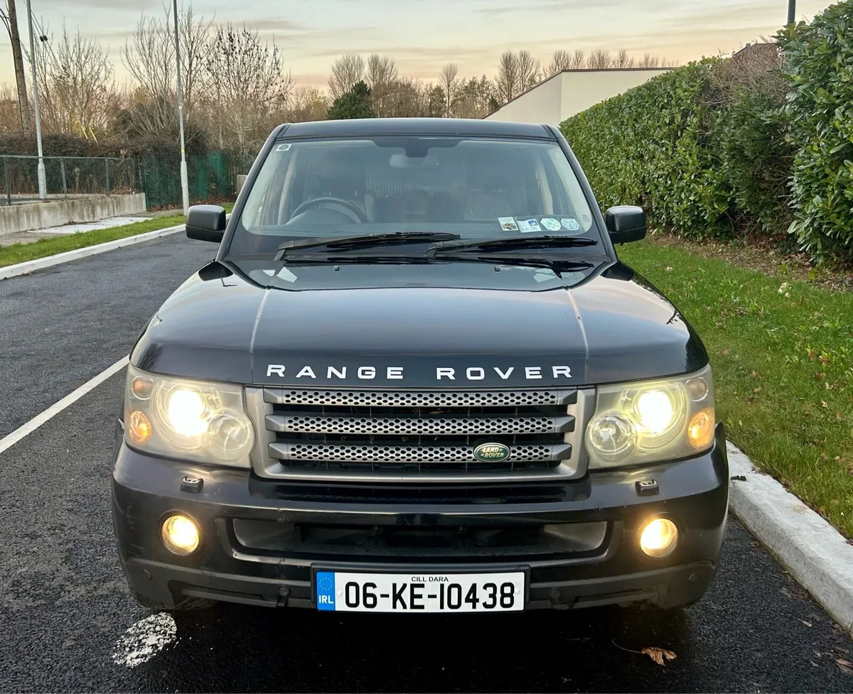 Range Rover Sport - 5 Seater €333 tax - Image 1