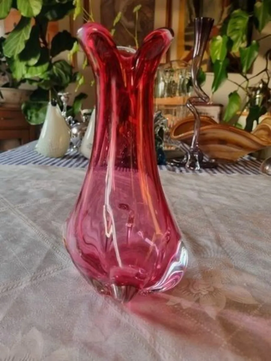 Murano Glass Ruby Vase - Image 3