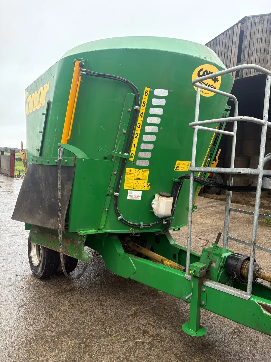 Conor diet feeder - Image 1