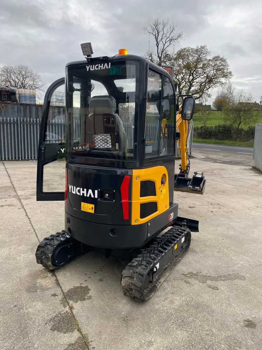 2 ton excavator - Image 3