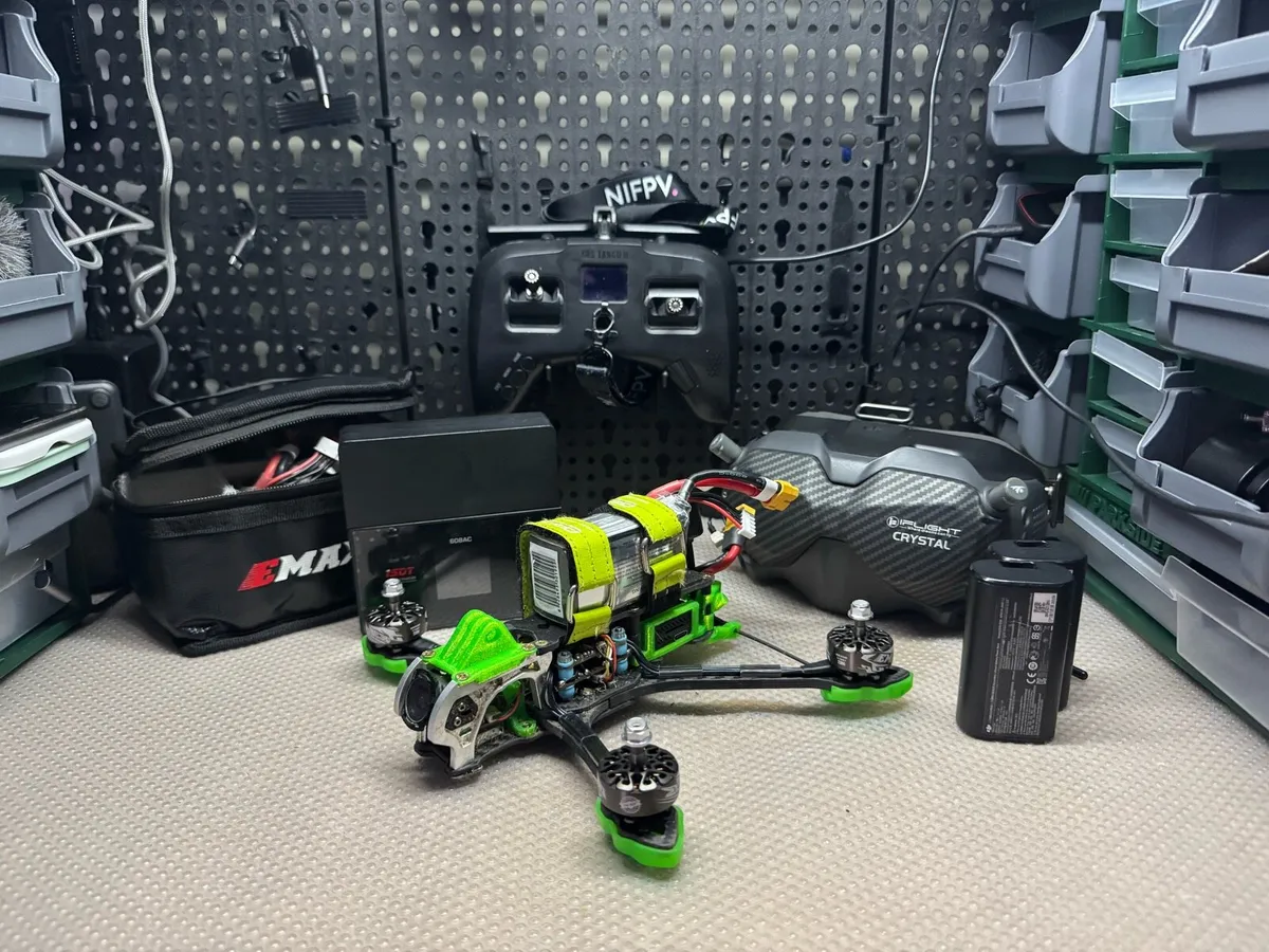 DJI O3 5inch Freestyle FPV Drone and Kit - Image 1