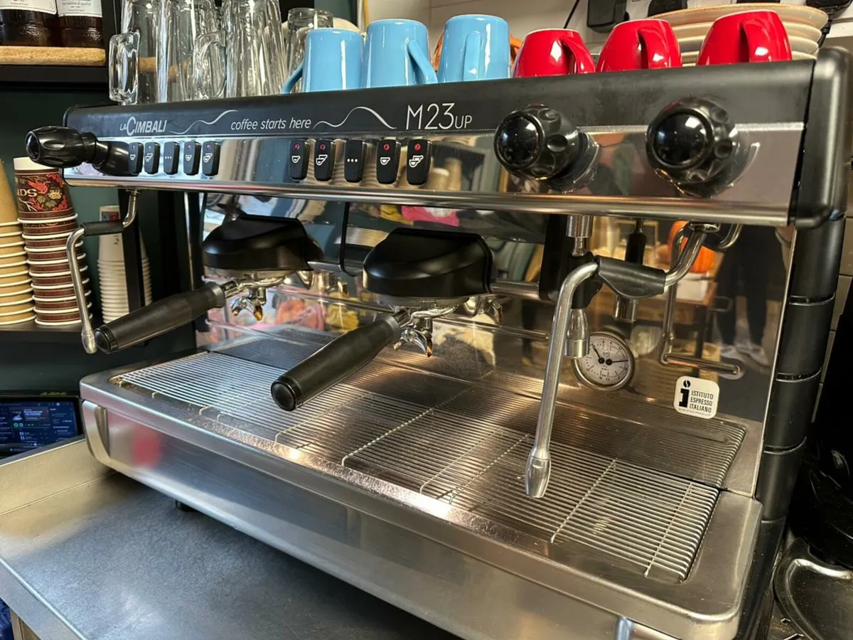 Commercial coffee machine - Image 1