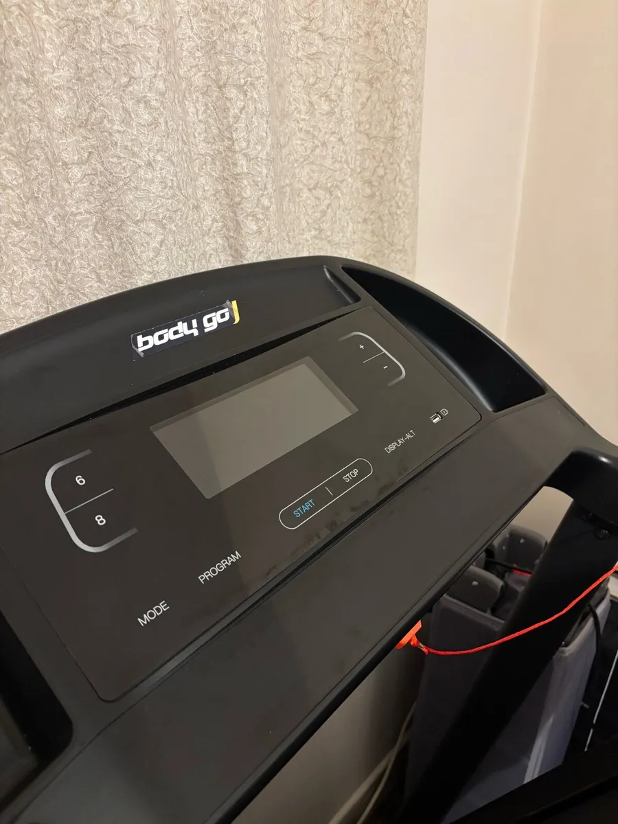 Treadmill - Image 2