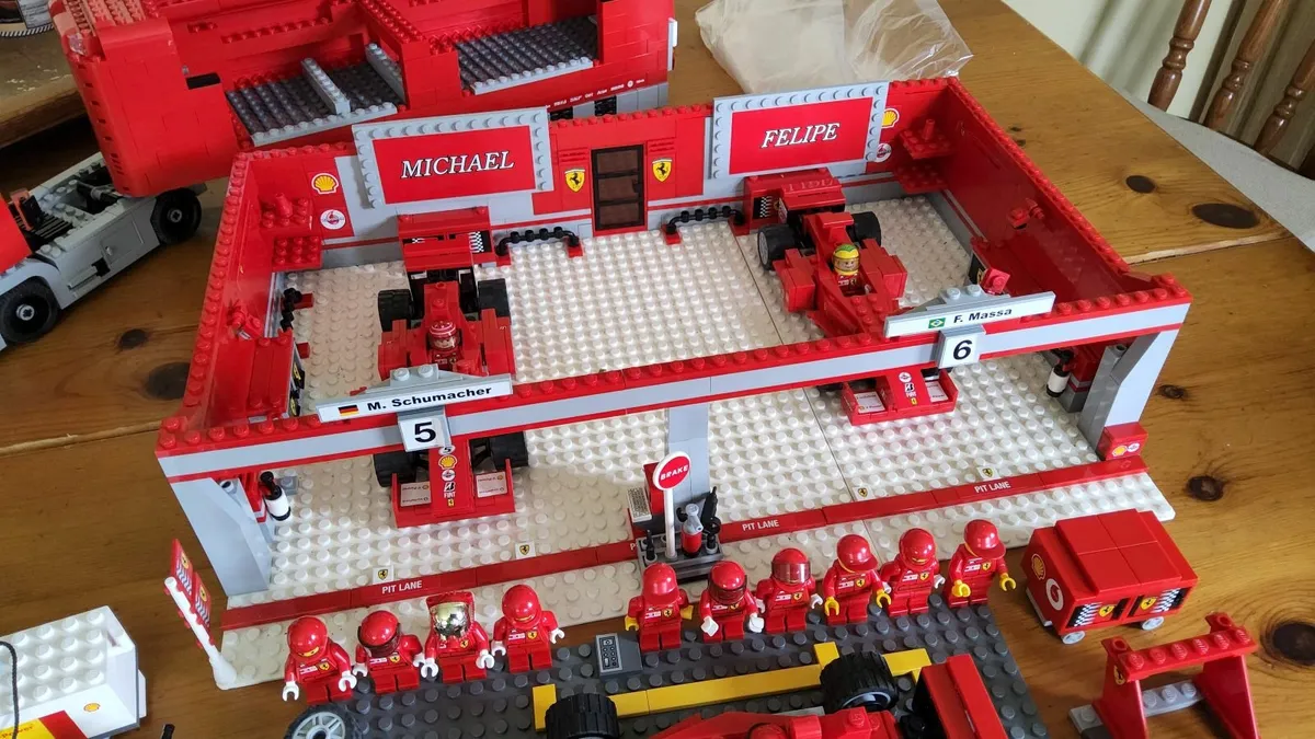 Rare Michael Schumacher,Felipe Massa Lego set - Image 4