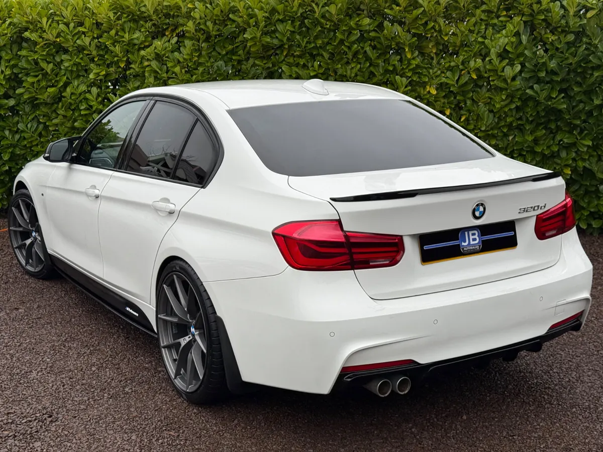 BMW 320D M-Sport Auto 2017 - Image 2