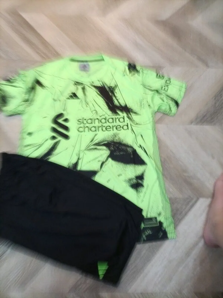 Football Set Liverpool / Man Utd - Image 1