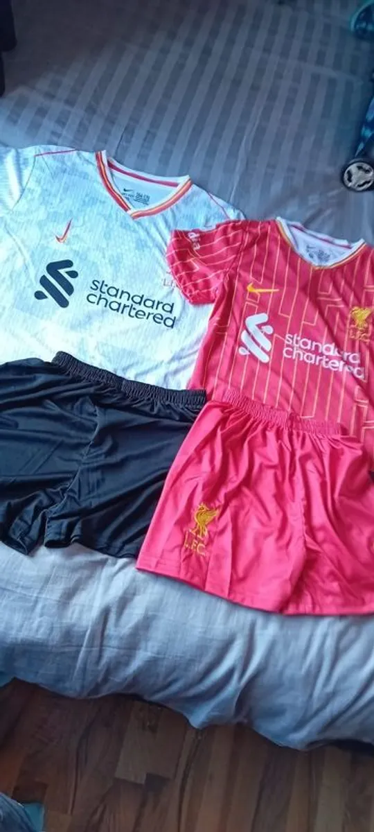 Football Set Liverpool / Man Utd - Image 3