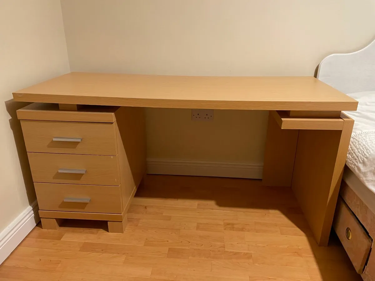 Office/Study Desk - Image 2