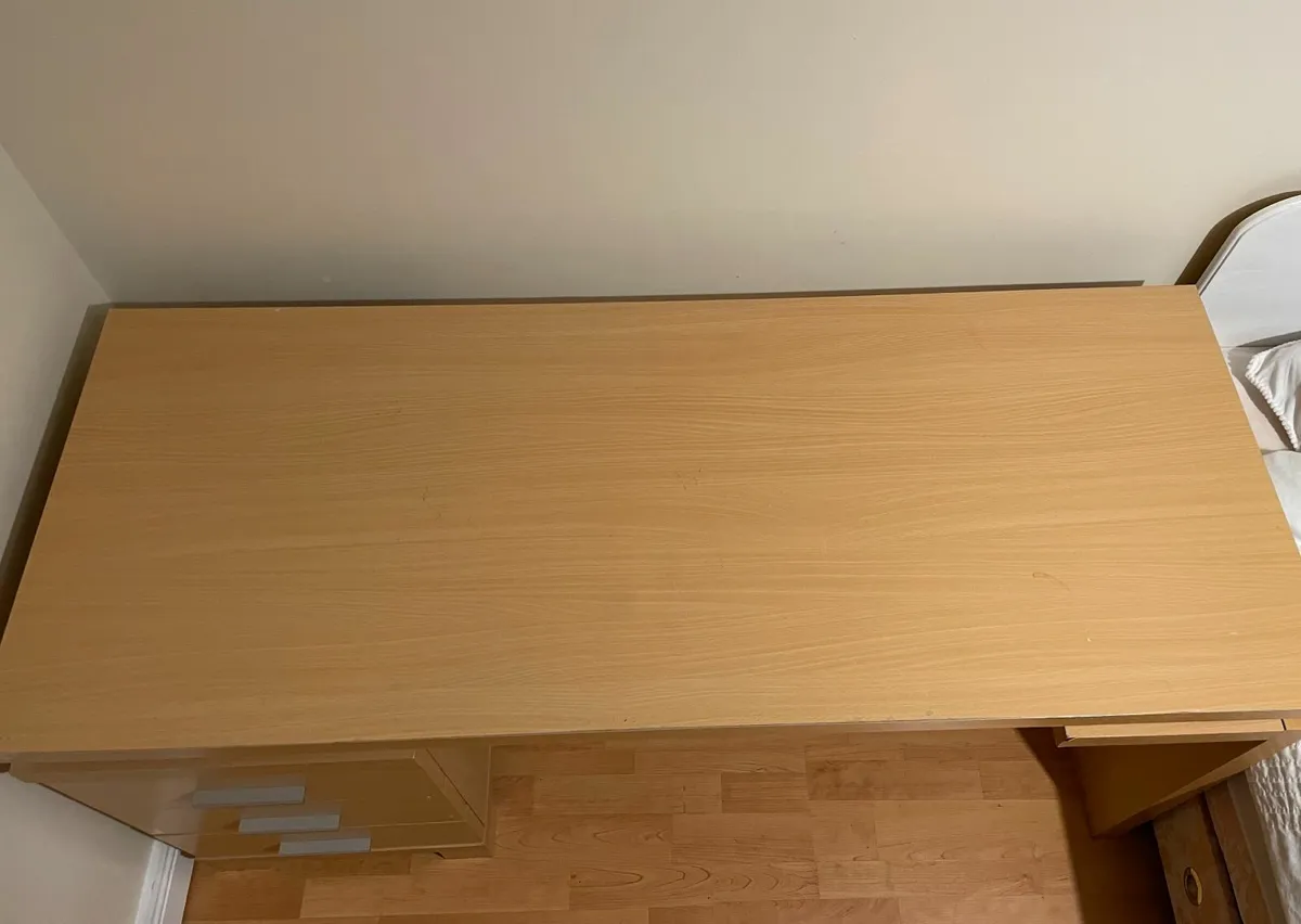 Office/Study Desk - Image 3