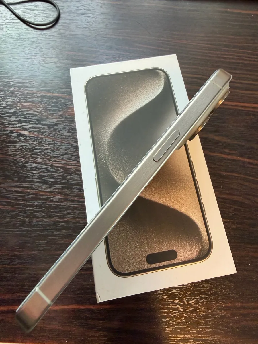 iPhone 15 PRO natural titanium in mint condition - Image 3