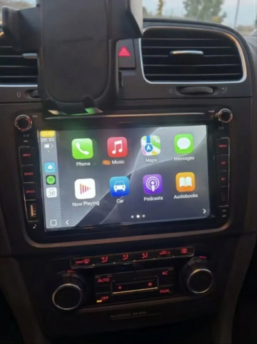 Volkswagen Golf Mk5/6  Wireless Carplay - Image 1