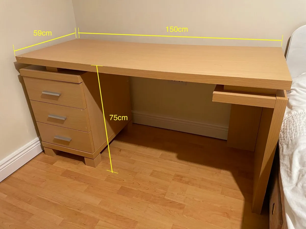 Office/Study Desk - Image 4