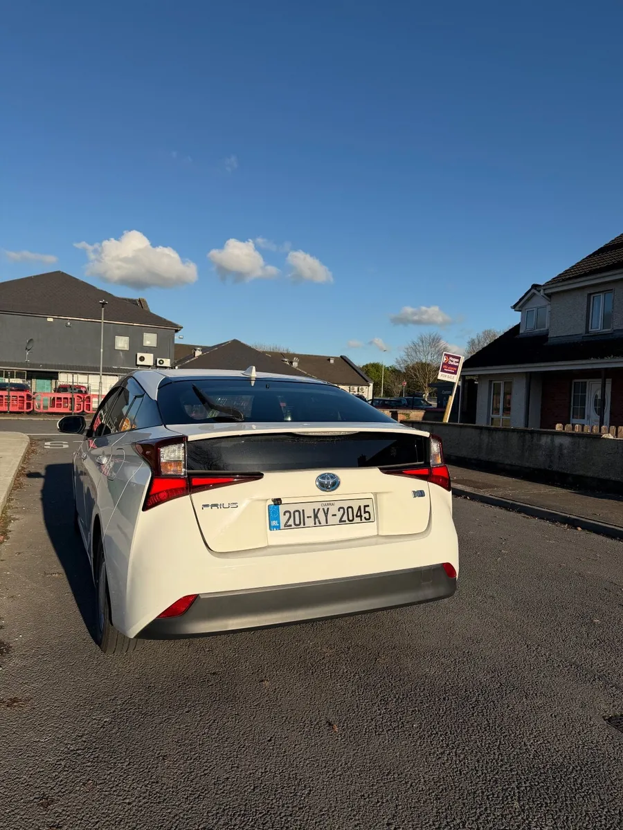 Toyota Prius 2020 - Image 4