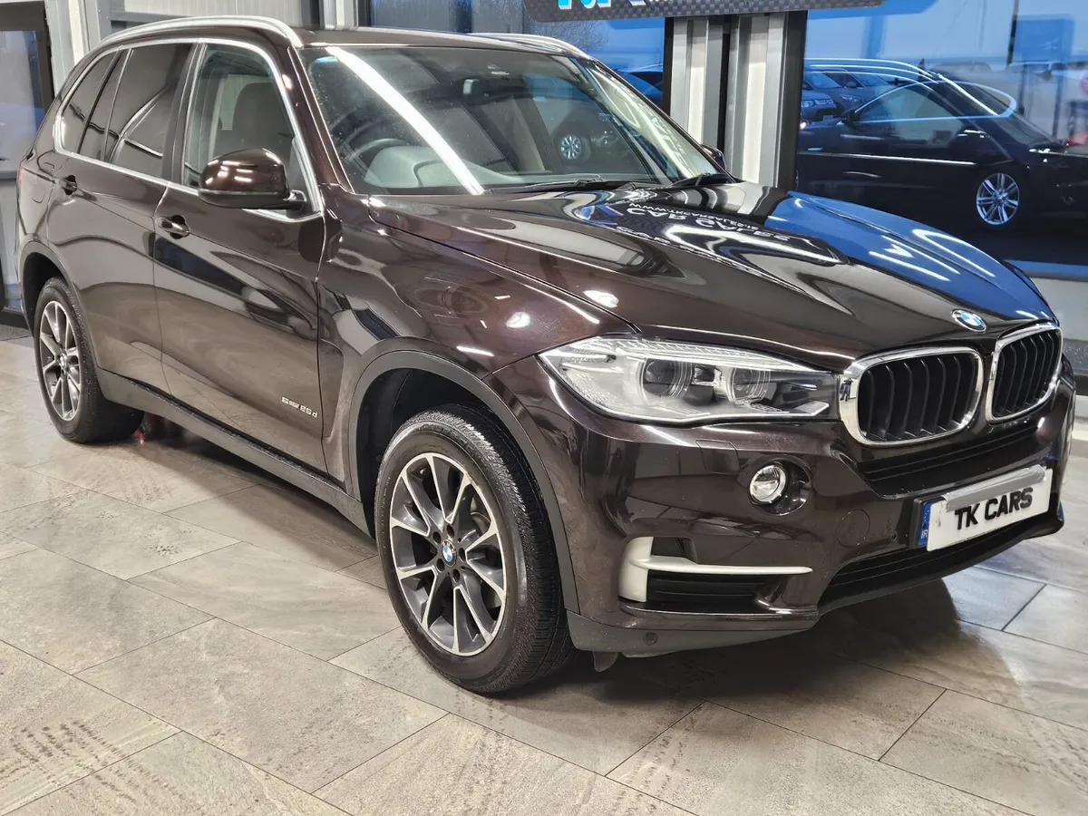 15 BMW X5  7 SEATER AUTOMATIC - Image 1