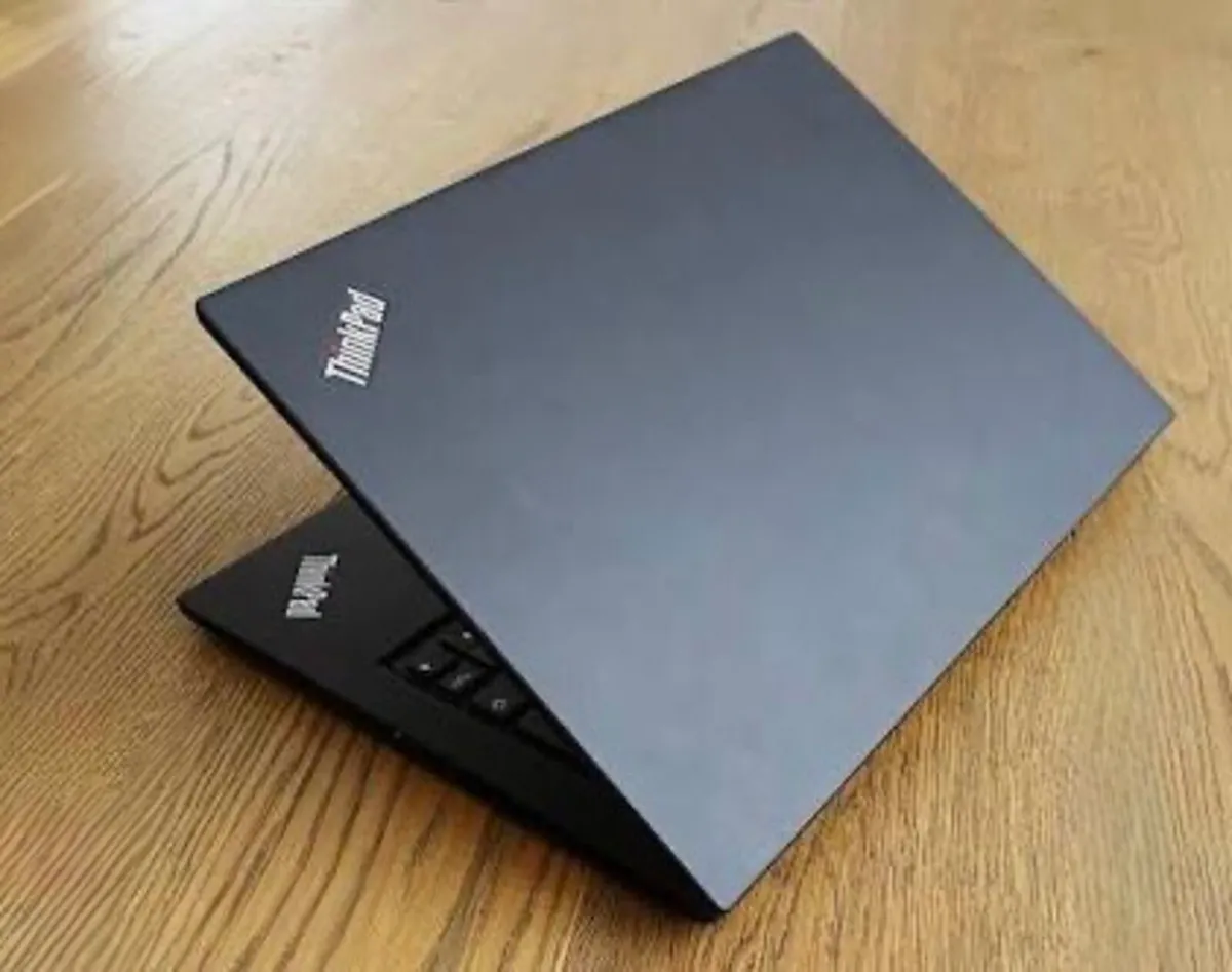 ThinkPad T series / Touch / i7 Quad / 512 / 16 GB - Image 2