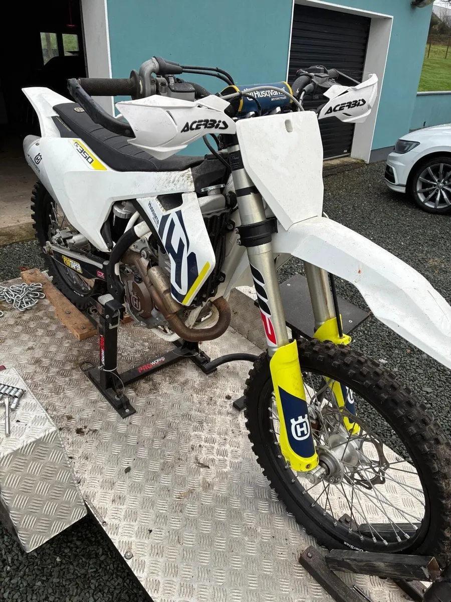 Motor Bike - Image 2