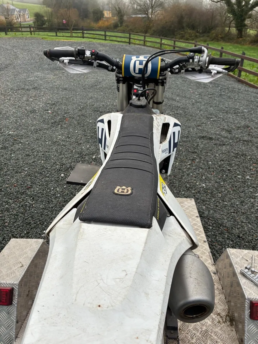 Motor Bike - Image 4