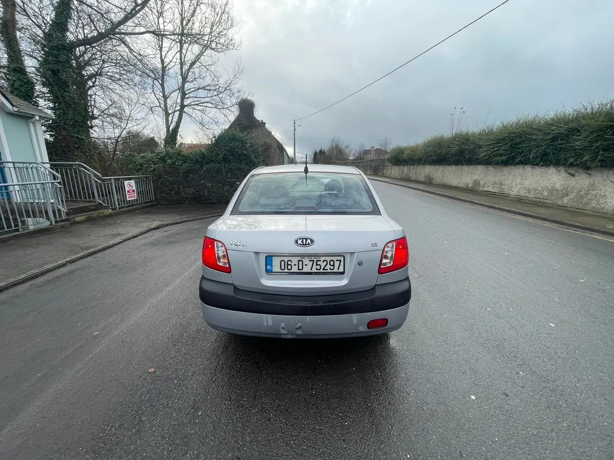 2006 Kia Rio 1.4 Petrol Saloon NCT 02/26 TAX 02/26 - Image 4