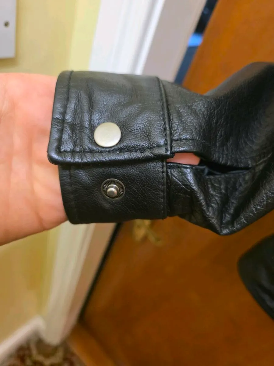 Leather jacket - Image 4