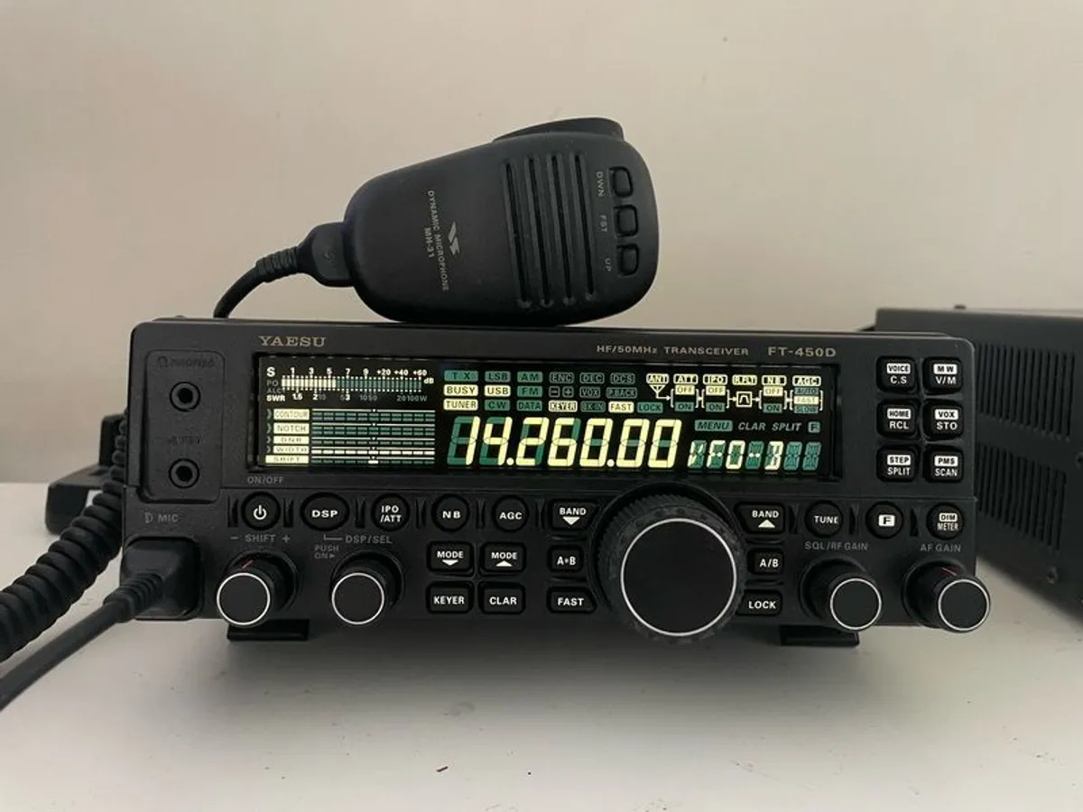 Yaesu FT450D - Image 1