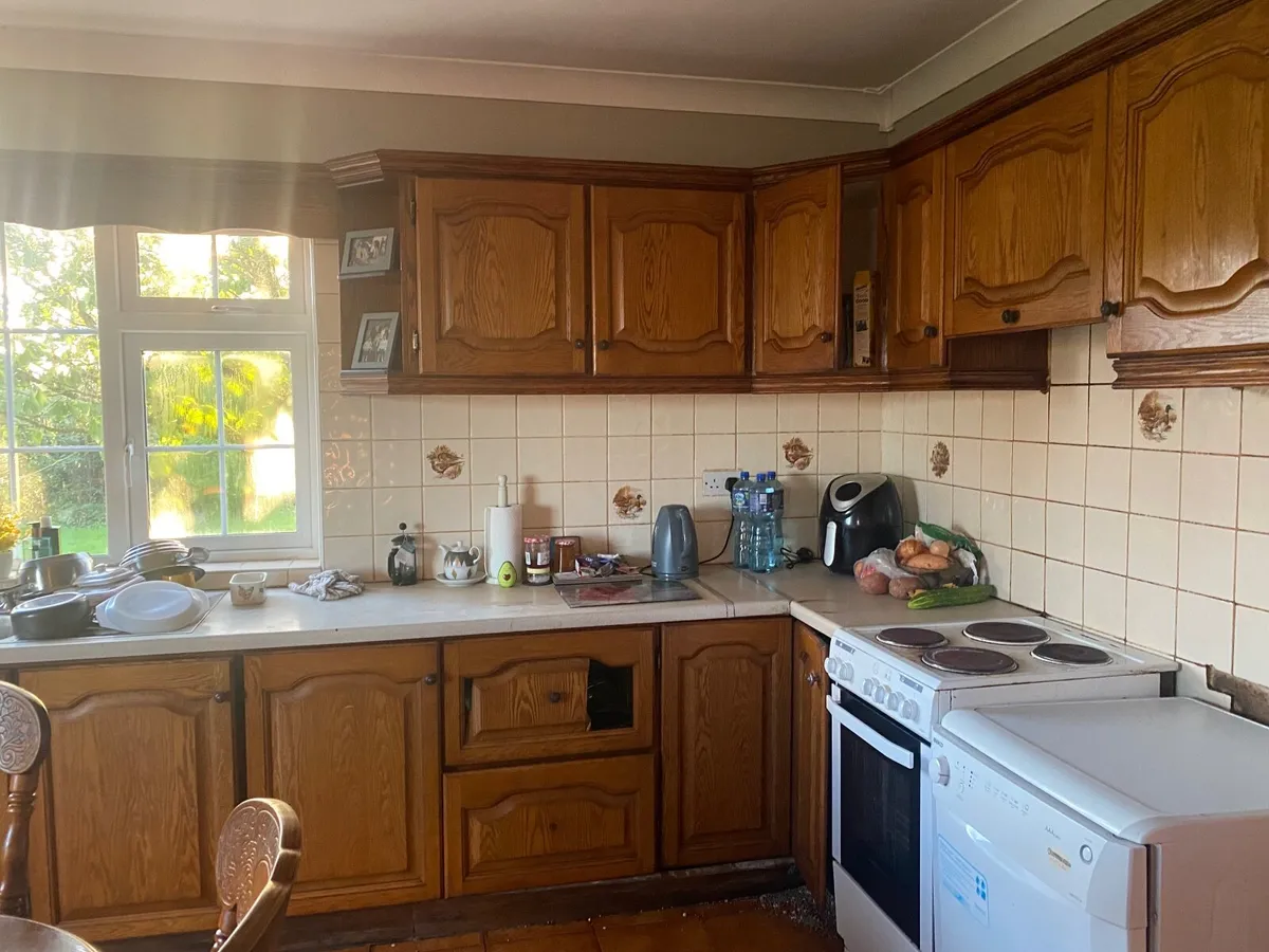 Solid oak Kitchen for sale - Image 1