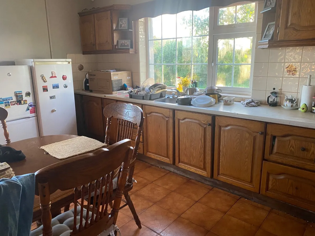 Solid oak Kitchen for sale - Image 4