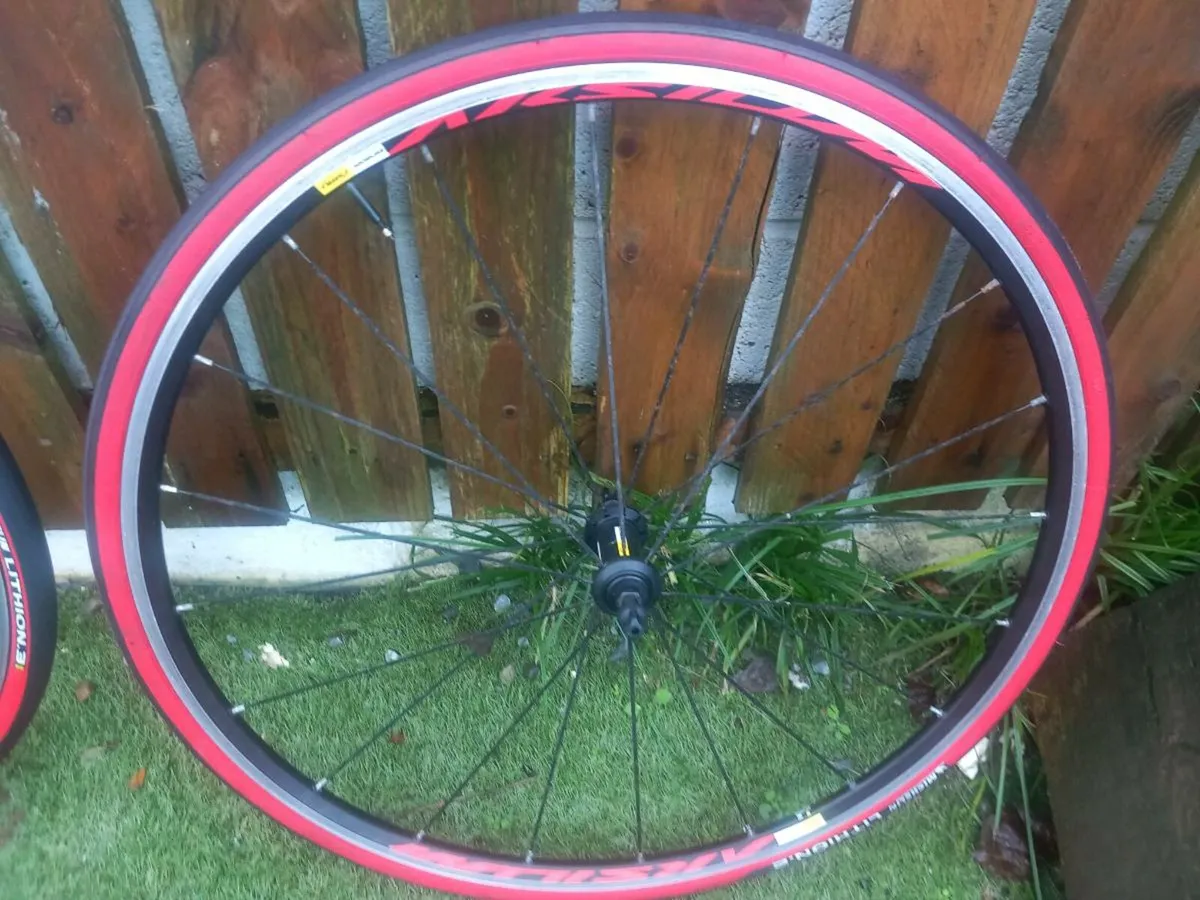 Mavic askium wheelset - Image 2