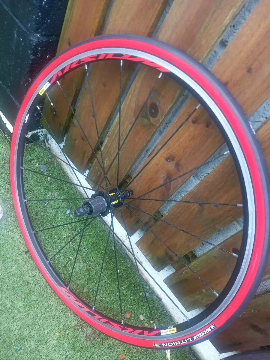 Mavic askium wheelset - Image 4