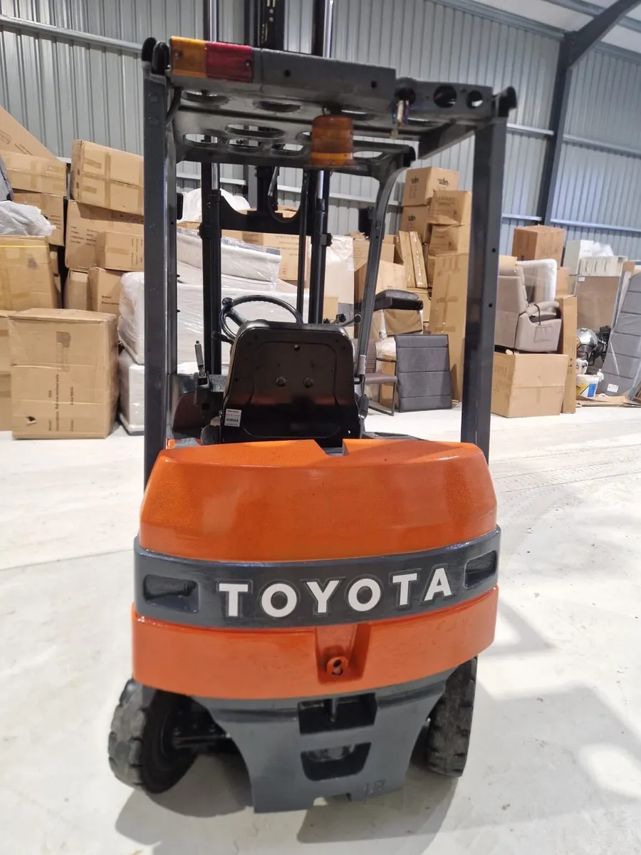 Forklift - Image 1