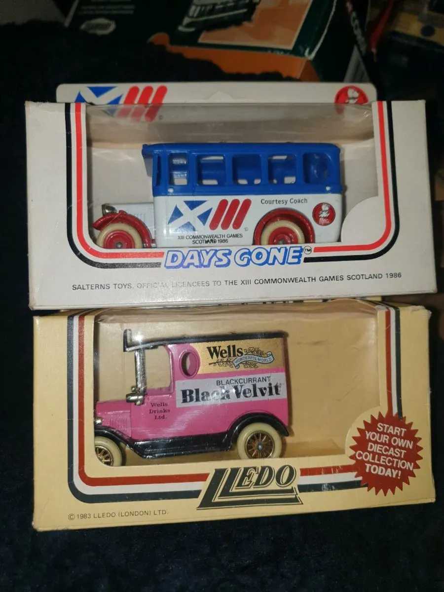 2 FAYS GONE BUY DIE.CAST MODELS