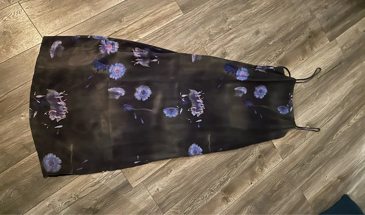 Topshop floral Design Dress with spagetti straps - Image 2