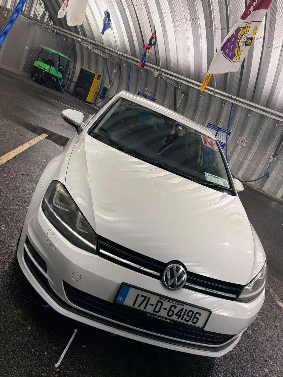 Volkswagen Golf - Image 1