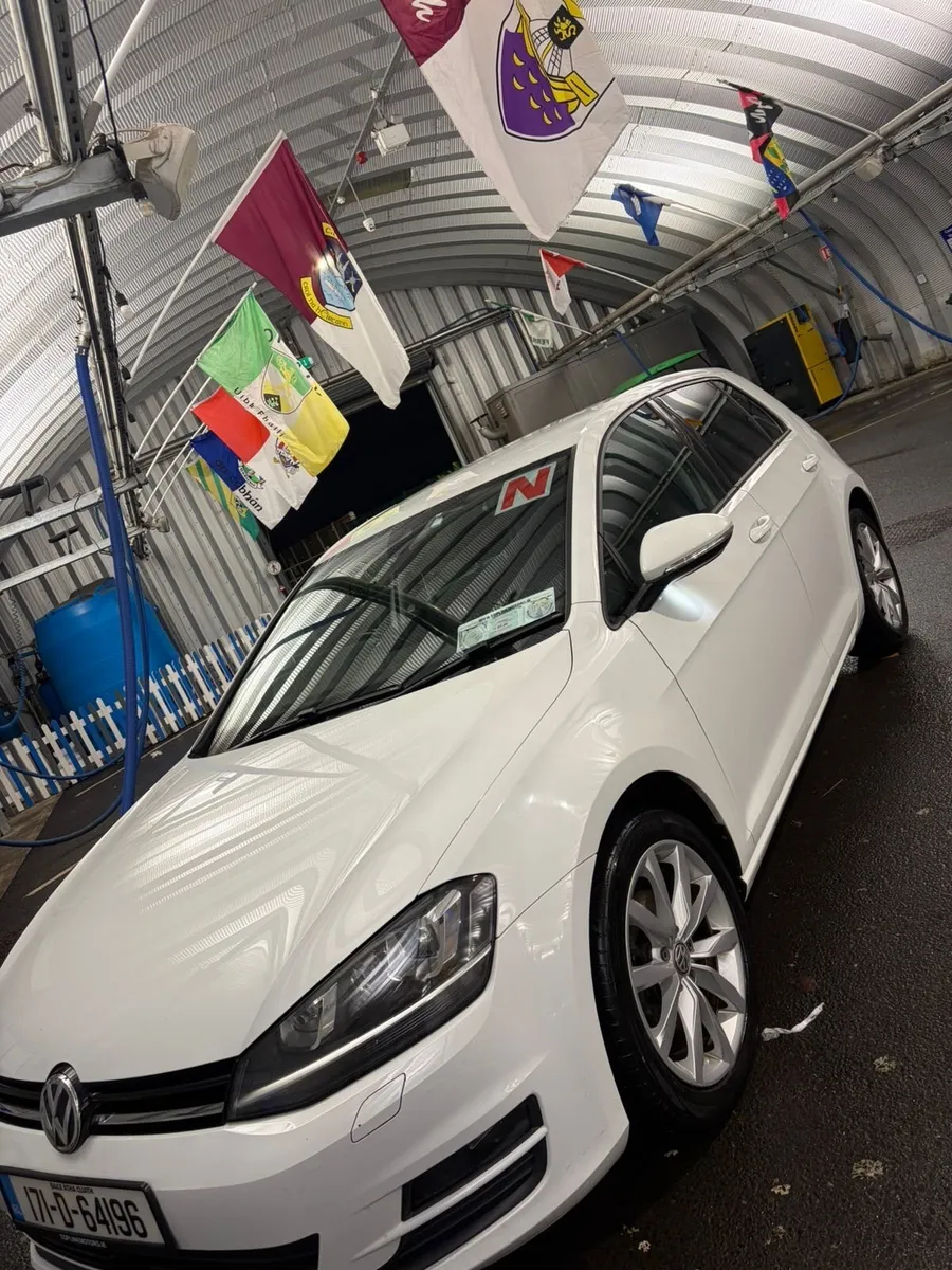 Volkswagen Golf - Image 4