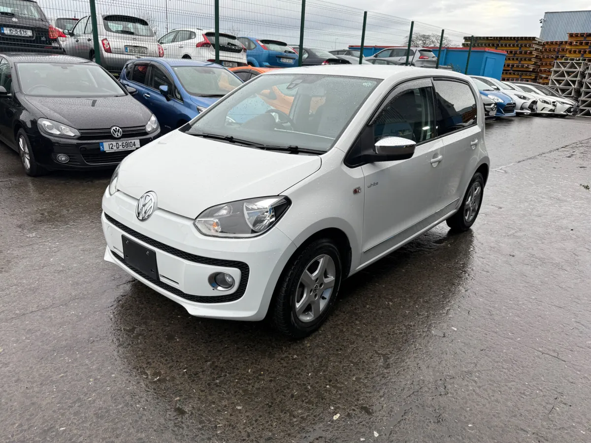 2013 Volkswagen Up 1.0/ Automatic - Image 3