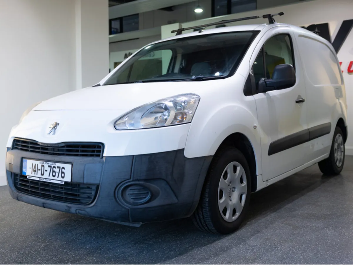 Peugeot Partner ACCESS 1.6 HDI 75 PANE PANELED 4DR - Image 3