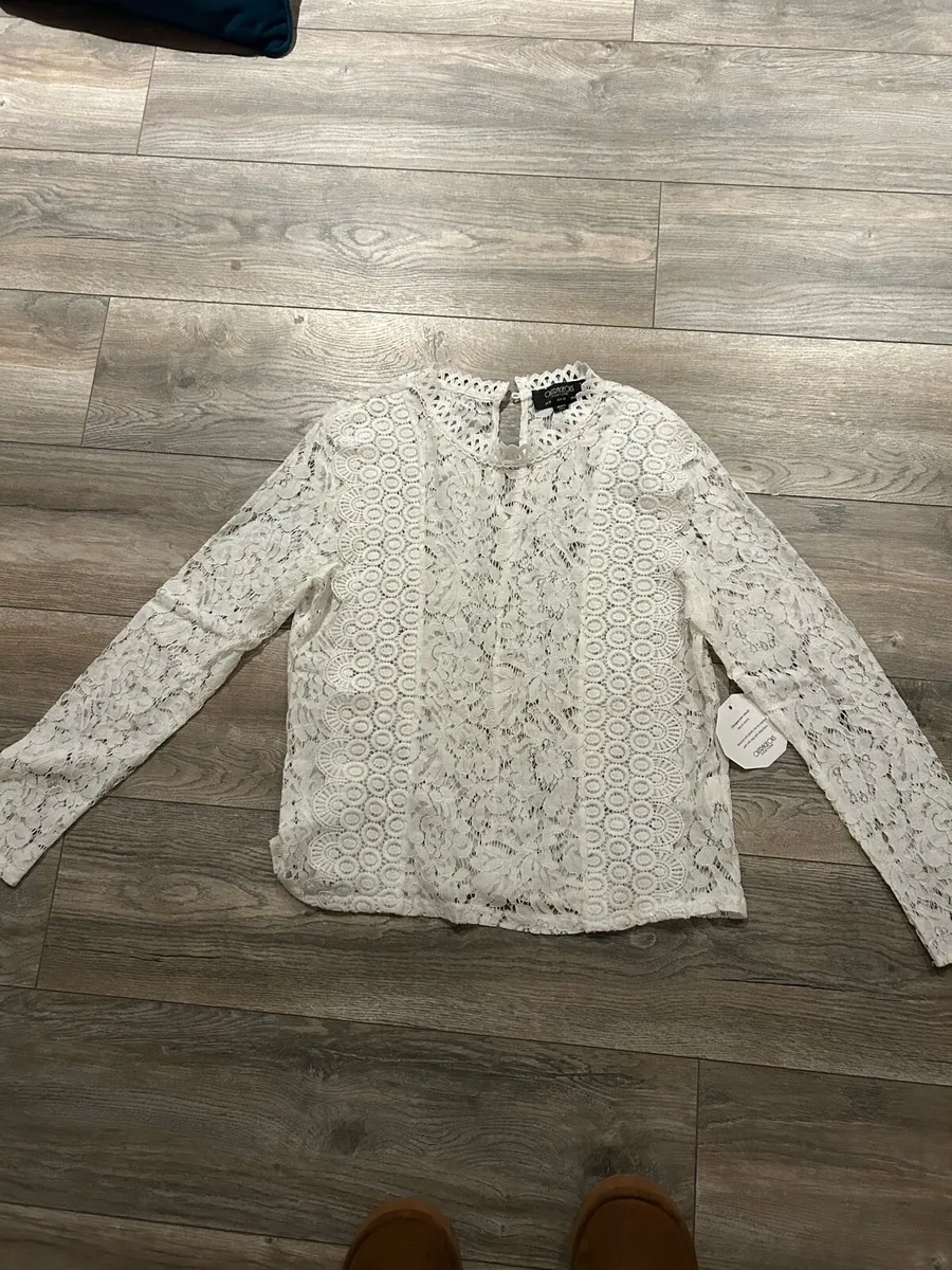 Outrageous Fortune White Lace Top. - Image 1