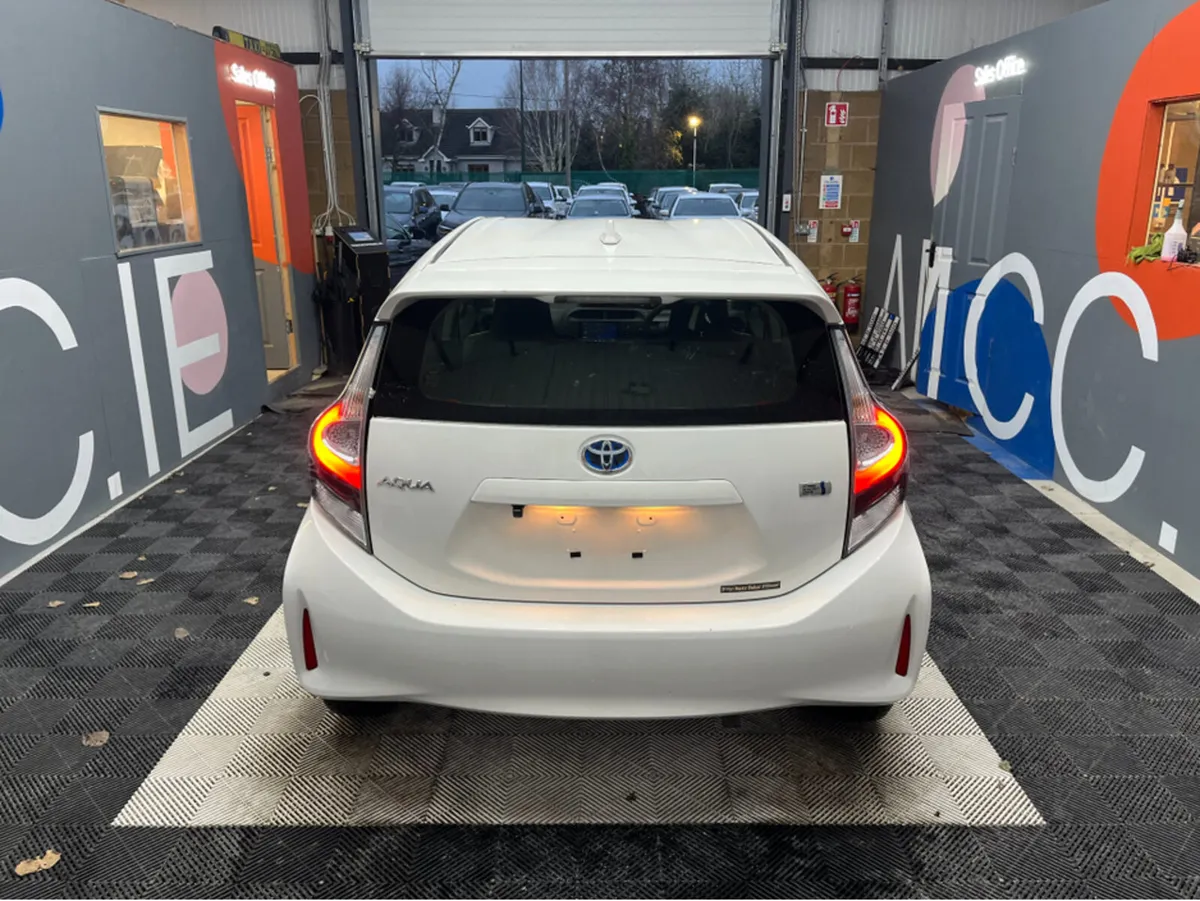 Toyota Aqua 2020 TOYOTA AQUA 1.5 HYBRID / 101K KMS - Image 3