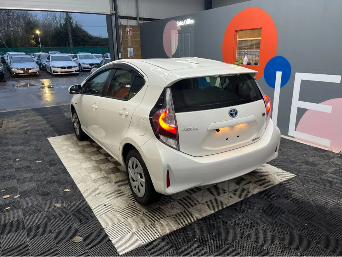 Toyota Aqua 2020 TOYOTA AQUA 1.5 HYBRID / 101K KMS - Image 4