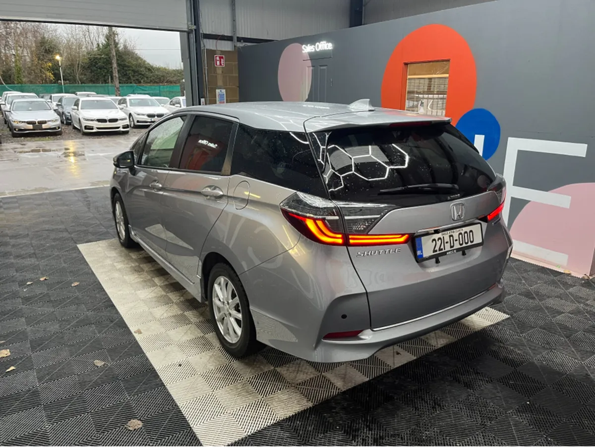 Honda Shuttle 2022 HONDA SHUTTLE 1.5L HYRBID / 37K - Image 4