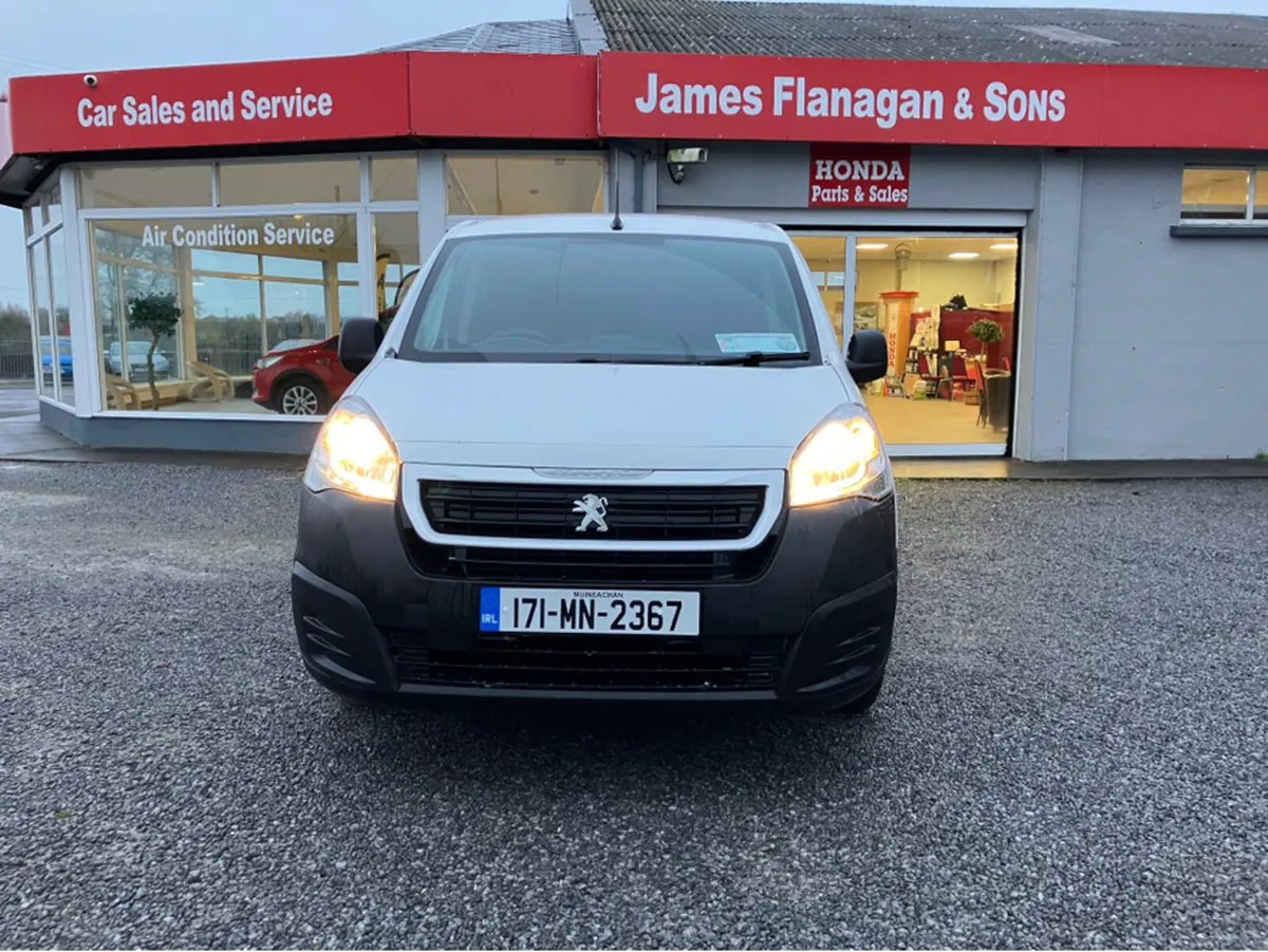 Peugeot Partner 850 PROFESSIONAL L1 HD - Image 2